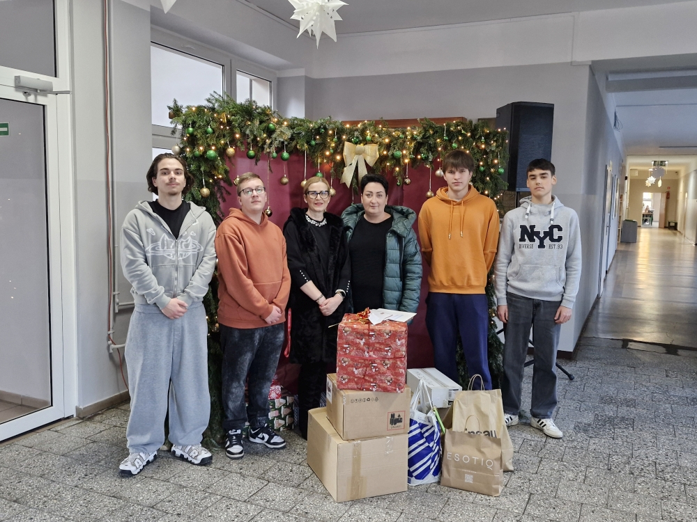 Świąteczna Paczka dla Potrzebujących